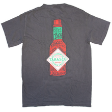 Laden Sie das Bild in den Galerie-Viewer, TABASCO® T-shirt with Bottle - Tabasco Country Store
